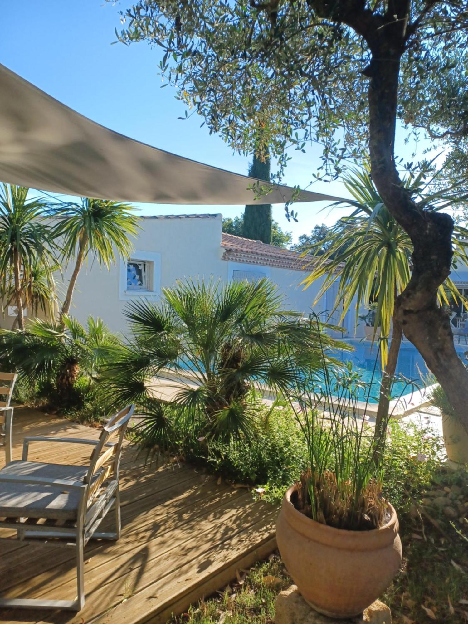 Le Clos Olives Comps  Luaran gambar