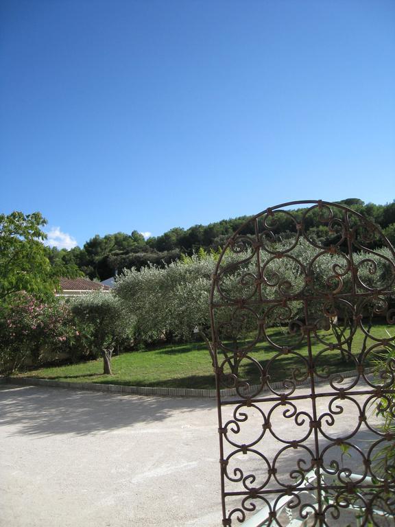 Le Clos Olives Comps  Luaran gambar